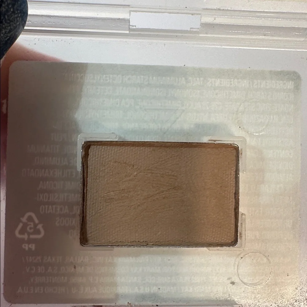 Mary Kay hazelnut eyeshadow